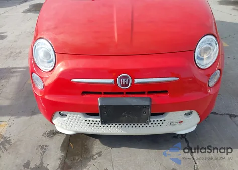 2013 Fiat 500E Battery Electric z USA, uszkodzony, nr VIN 3C3CFFGE1DT604606